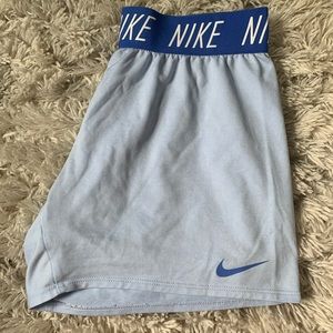 ⭐️Nike shorts- 2 for $20⭐️